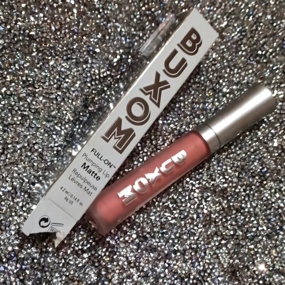 ❇️CATCHING RAYS Buxom Full-On Plumping Matte Lip Polish NWT